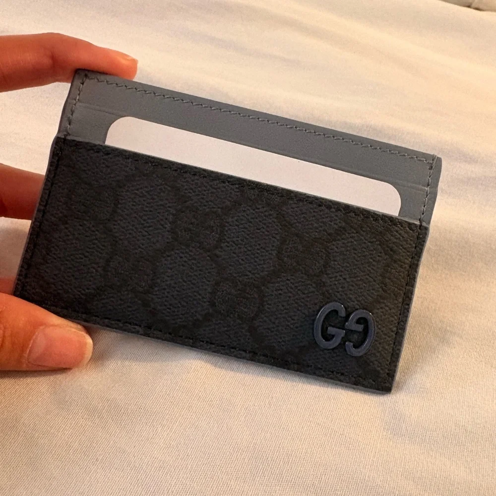Gucci Two-Tone Grey GG Canvas Card Case - Picture 4 of 7